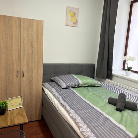 Anda City Rooms Wina Bagian luar foto
